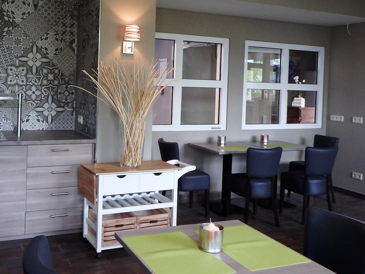Garni Hotel Lavendelhof Nauen Ngoại thất bức ảnh